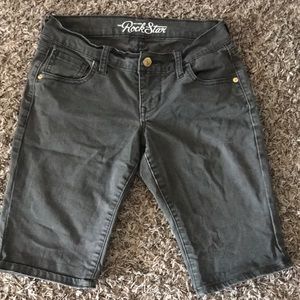 Olive green Bermuda short